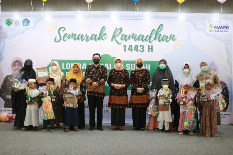 Bunda Paud drg.Hj.Hasnah Syam,MARS buka Acara Lomba Baca Surah dan Doa Tingkat TK/PAUD di Ruang Singkeru Adae Barru