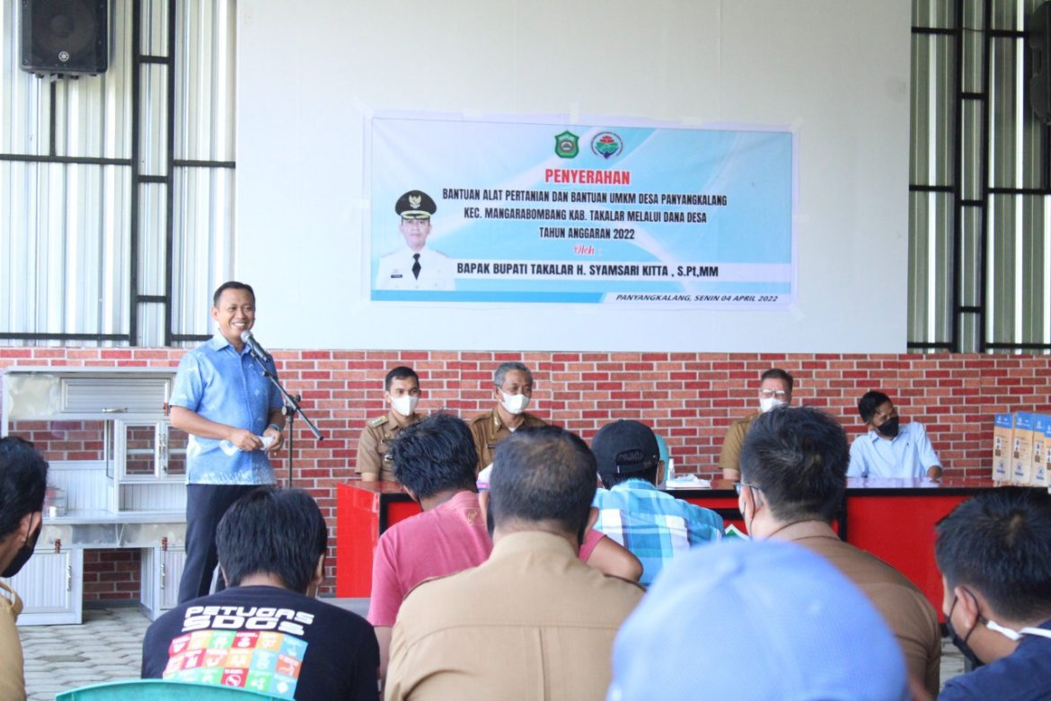 Masyarakat Panyangkalan Di Kecamatan Marbo, Mendapat Bantuan Bupati Takalar
