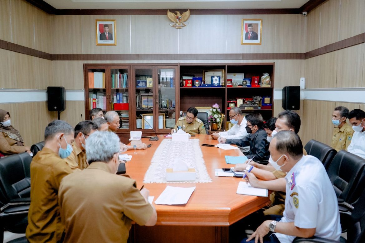 Alhamdulillah, Bupati Suardi Saleh Pimpin Rapat Persiapkan Pasar Tani dan Gelar Pangan