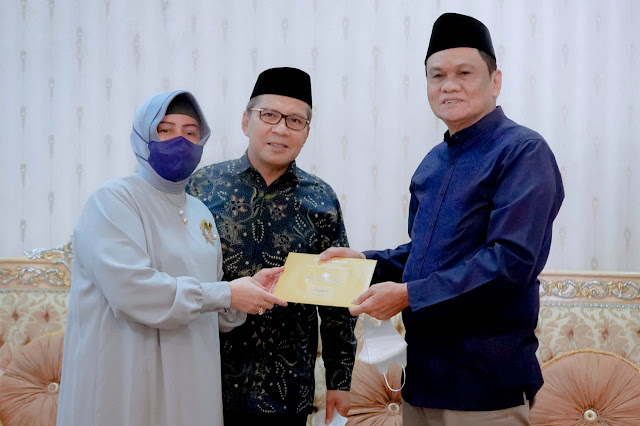 Wali Kota Makassar Danny Pamanto Silaturrahmi Ke Bupati Barru