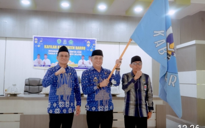 Bupati Barru Melepas Kafilah Yang Akan Mengikuti Musabaqah Tilawatil Qur’an di Kabupaten Bone