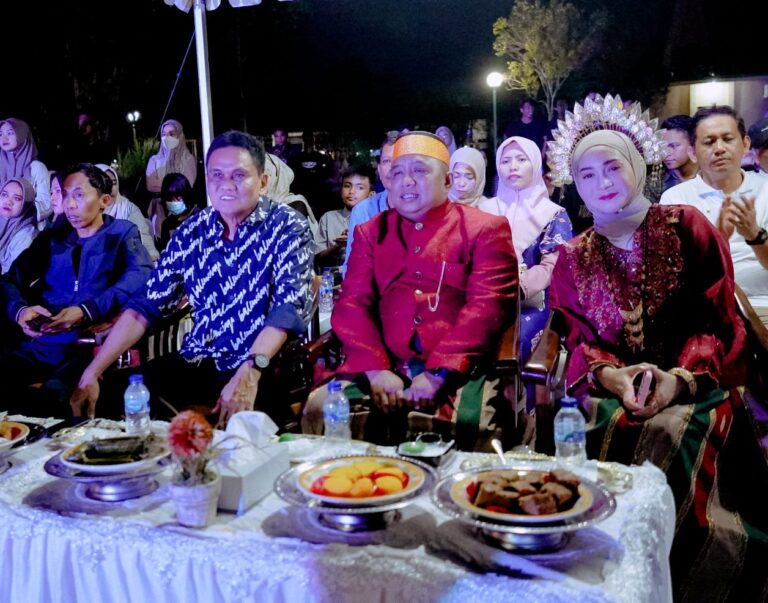Bupati Barru Hadiri Pagelaran Grand Opening Festival “Mappatabe” The Bolu Rampah