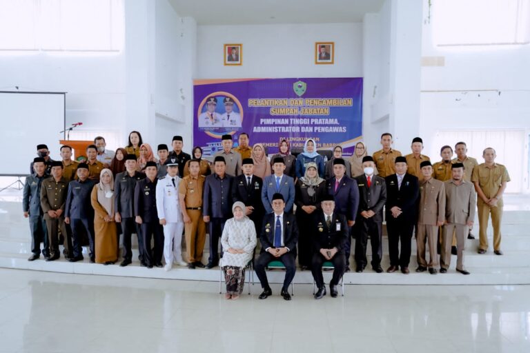 Berikut Nama-Nama Pejabat Pimpinan Tinggi Pratama Di Lingkup Pemda Yang Dilantik Bupati Barru