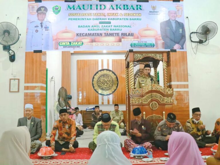 Bupati Barru Hadiri Maulid Nabi Muhammad SAW di Masjid Mujtahid