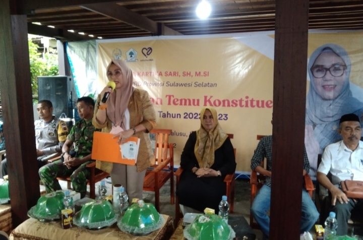 Ketua DPRD Provinsi Sulsel Sehari Kunjungi 3 Kecamatan Di Barru