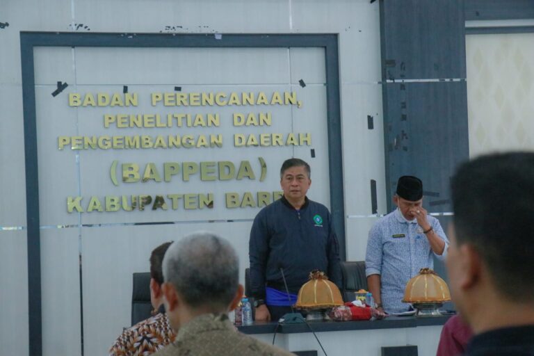 Sekda Membuka Secara Langsung Forum Konsultasi Publik Dokumen RKPD Kabupaten Barru Tahun 2024