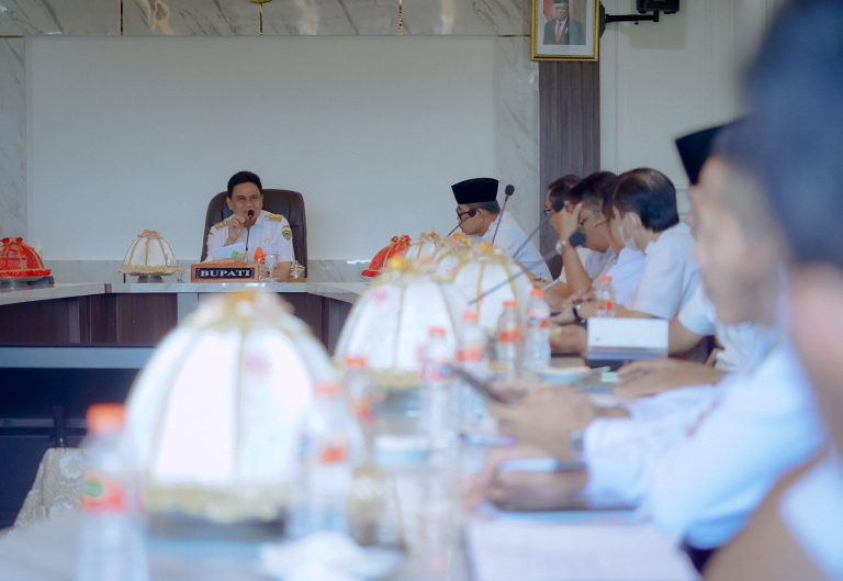 Bupati Barru Coffe Morning Dengan Pejabat Daerah Pasca libur panjang Idul Fitri 1444 Hijriah