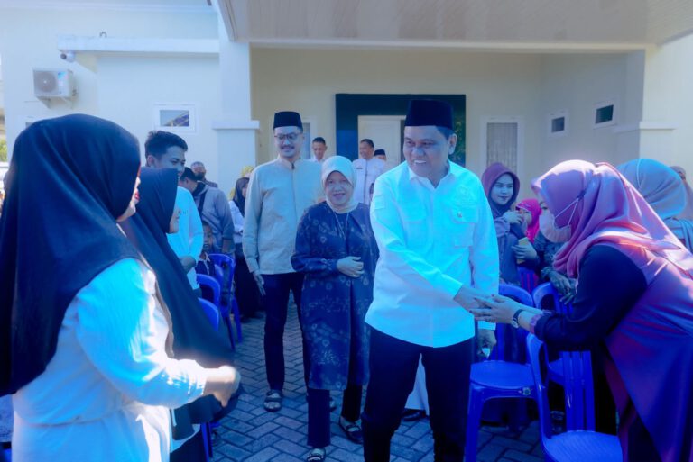 Bupati Barru Gelar Halal Bi Halal di Kediamanya