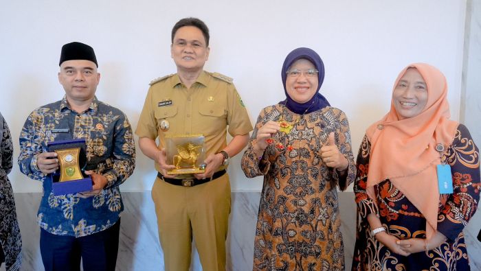 Bupati Barru Bersama Ketua PKK Menerima Kunker Pemkab Kutai Kartanegara