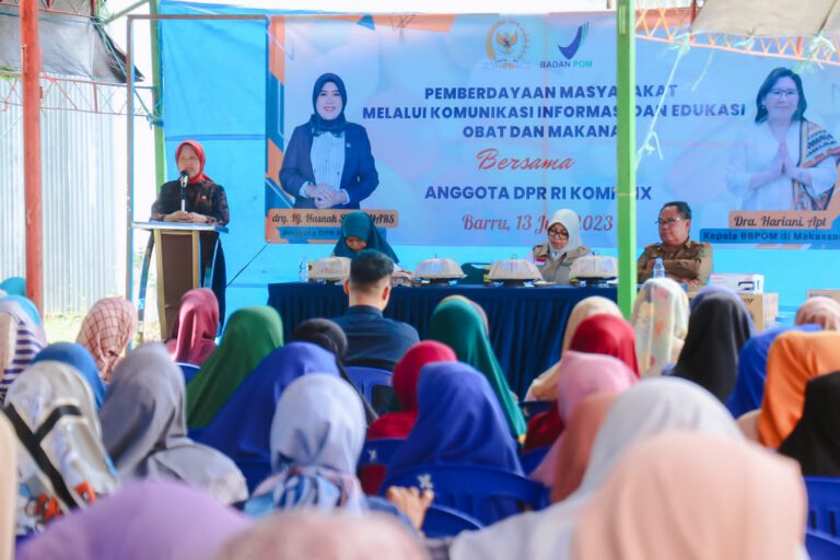 Ketua TP PKK Kab. Barru Bersama BPOM Sosialisasi Obat dan Makanan Melalui Program KIE