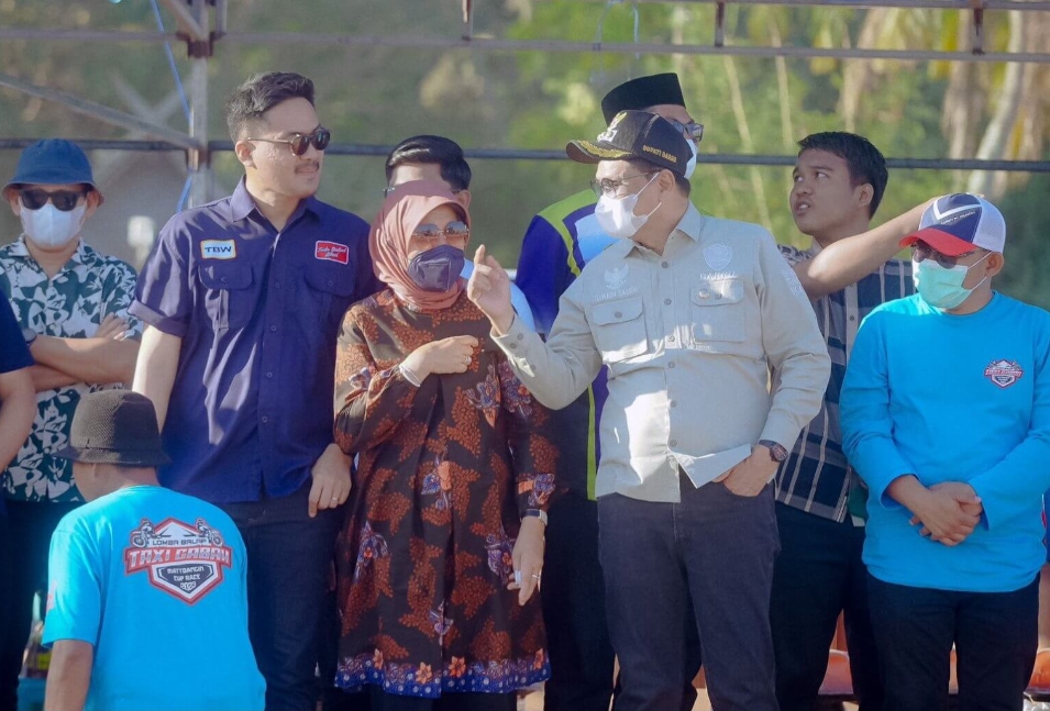 Junjung Sportifitas, Pesan Suardi Saleh Saat Buka Lomba Balapan Taxi Gabah di Sirkuit Mattoangin Cup Race 2023 Kelurahan Lalolang