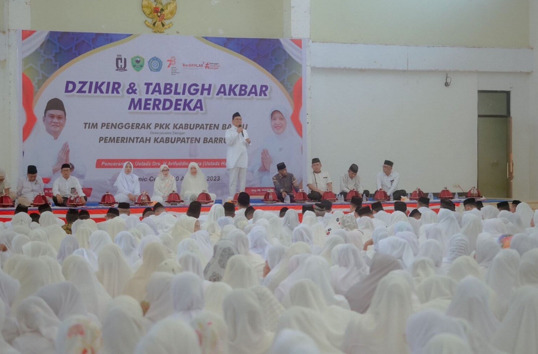 Bupati Barru Hadiri Zikir dan Tablik Akbar Merdeka Dalam Rangka HUT RI ke-78