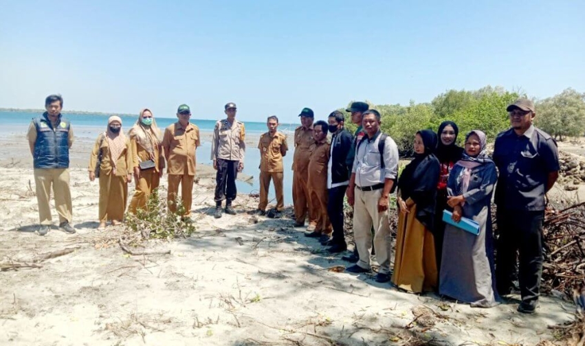 Tim OPD Kabupaten Barru Tinjau Lokasi Pengerusakan Mangrove di Dusun Pallambarae Desa Siddo