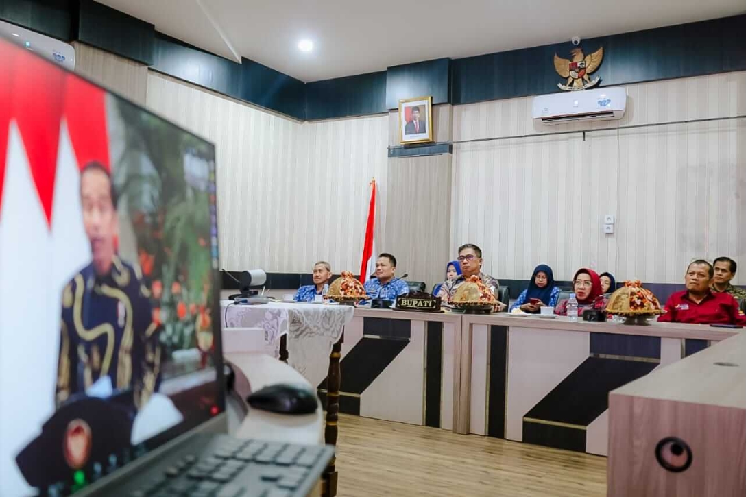Sekda Barru Abustan Ikut Rapat Koordinasi Pengendalian Inflasi 2023 Secara Virtual