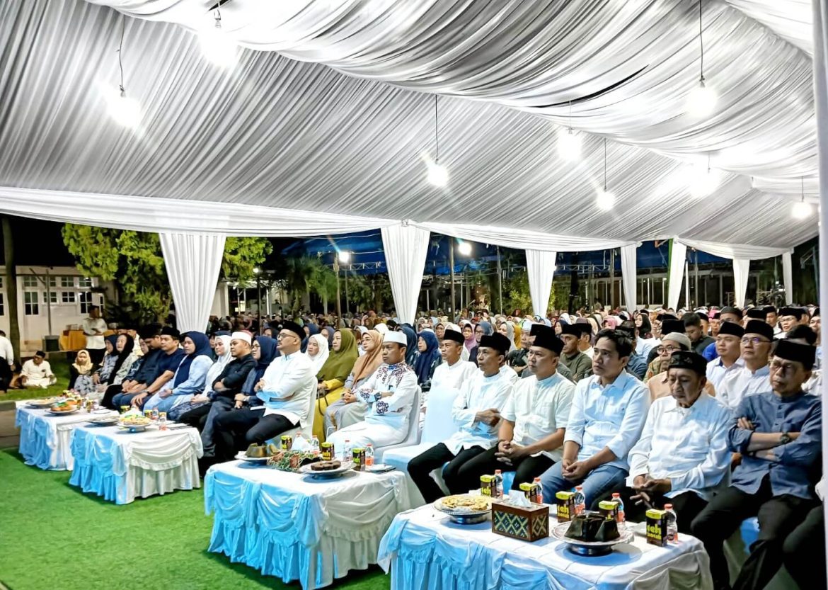 Bupati Barru Suardi Saleh Undang Ustadz Das’ad Latif