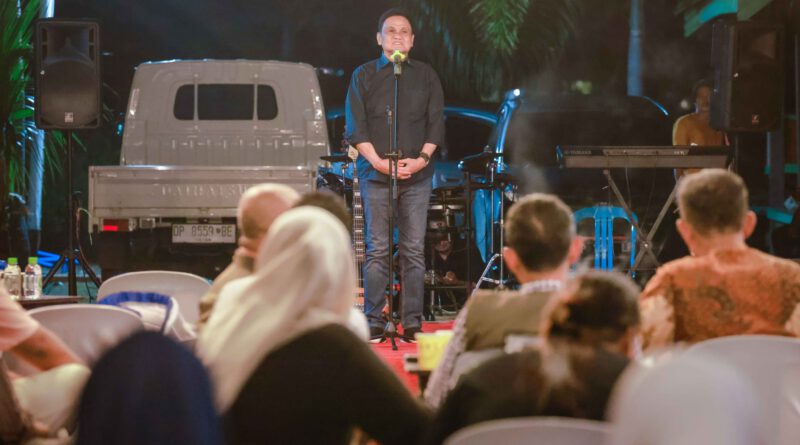 Bupati Barru Suardi Saleh Hadiri Launching Rumah Makan Savira Beach