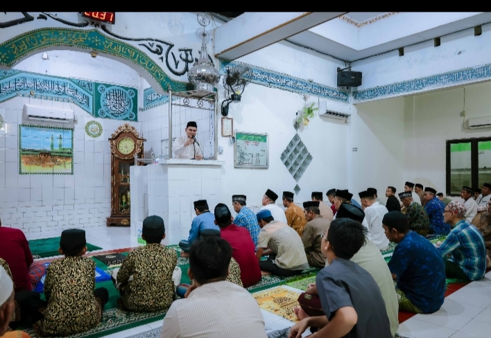 Bupati Barru Suardi Saleh Safari Ramadhan Malam ke 7 di Masjid Nurussahadah Lasinri