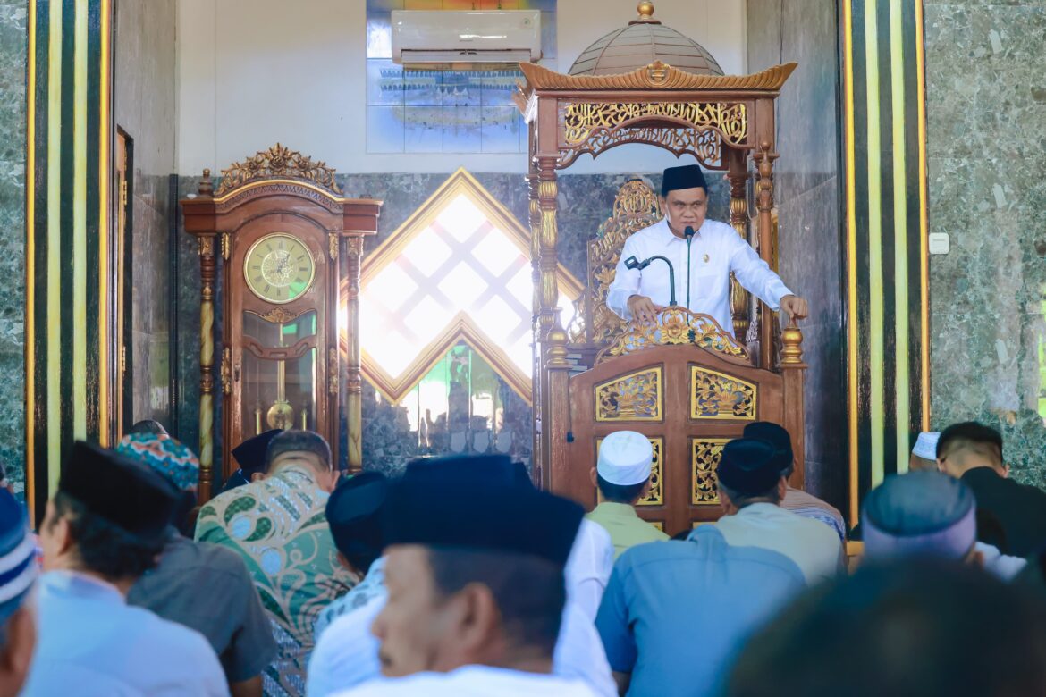 Bupati Barru Suardi Saleh Safari Jumat di Masjid Attauhid, Desa Kupa