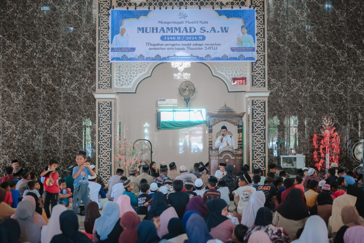 Bupati Barru Suardi Saleh Hadiri Maulid di Mareto