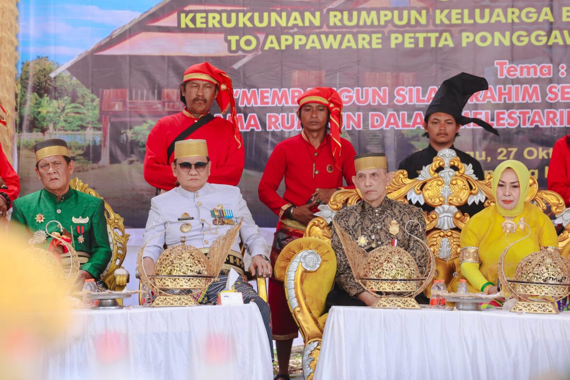 Bupati Barru Hadiri Gau Malebbi’na  Wija La Massellomo To Appaware Petta Ponggawa Bone Laoe Ri Luwu