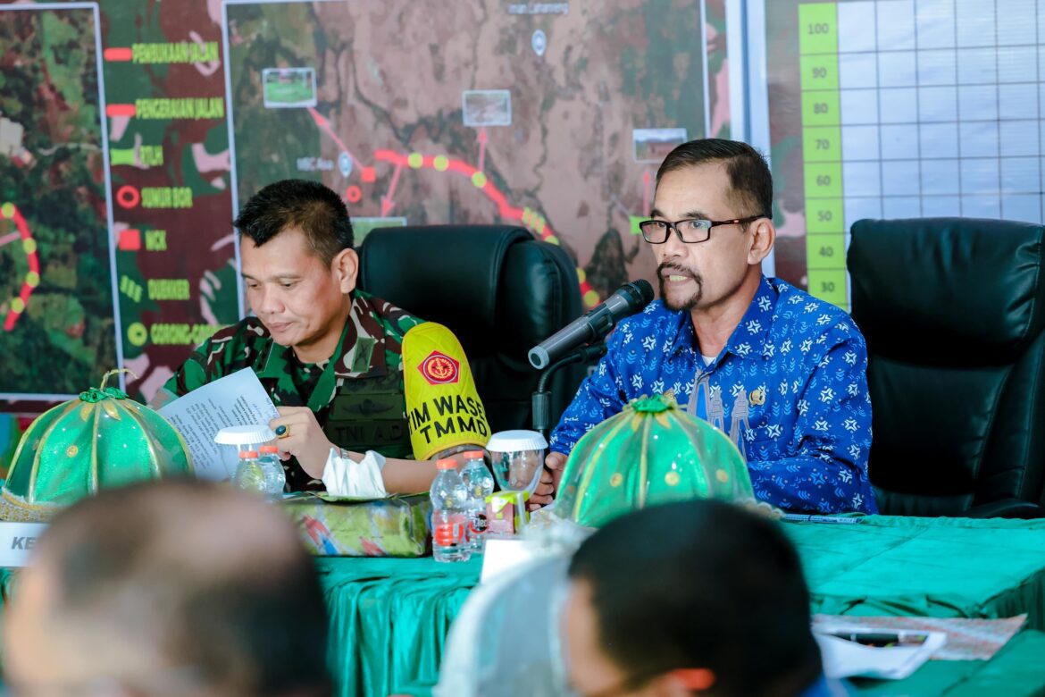 Sinergi TNI dan Pemkab Barru: Tim Wasev TMMD ke-123 Kunjungi Posko TMMD di Desa Binuang