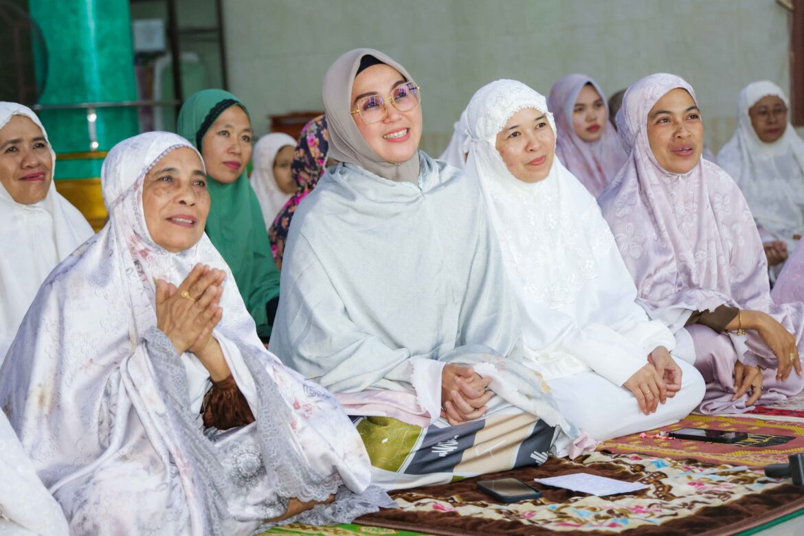 Safari Ramadhan Bupati Barru di Lipukasi: Dorong Pendidikan, Perkuat Ekonomi, dan Tangani Sampah