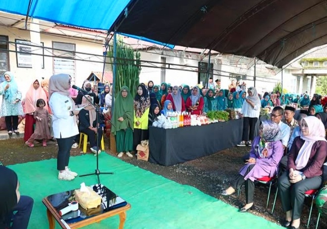 Warga Pujananting Serbu GPM, Bupati Andi Ina Turun Langsung Pantau Kegiatan