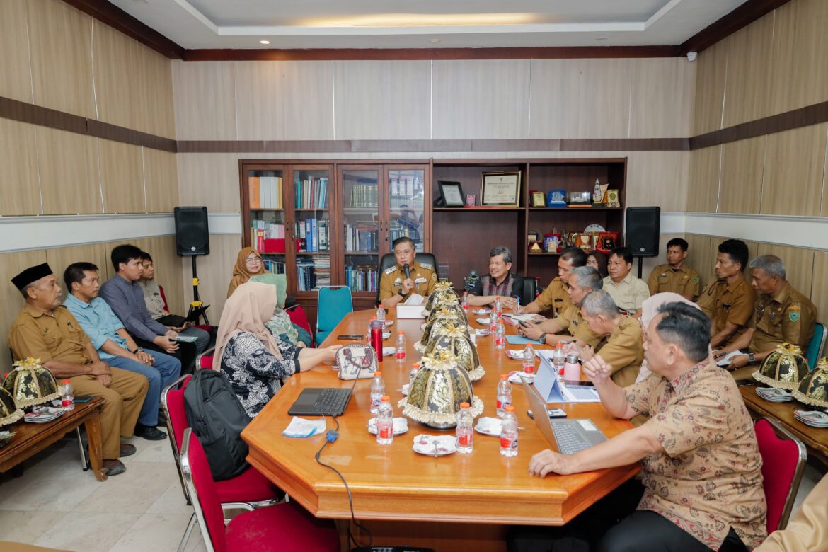 Dari Alumni IPB untuk Barru: Dr. Abustan Dorong Inovasi Pertanian Lewat Geo AI