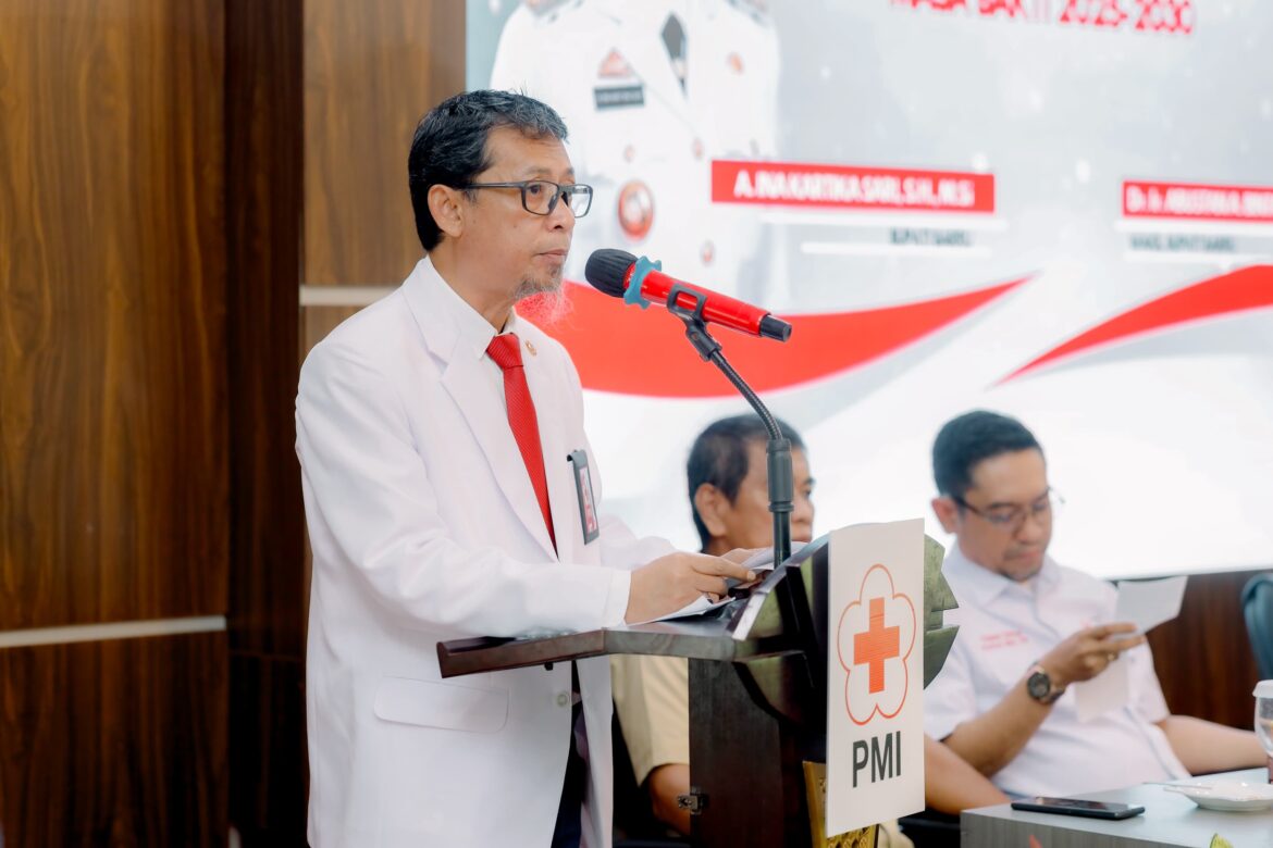 r. Muhammad Yulianto Badwi Nahkodai PMI Barru 2025–2030