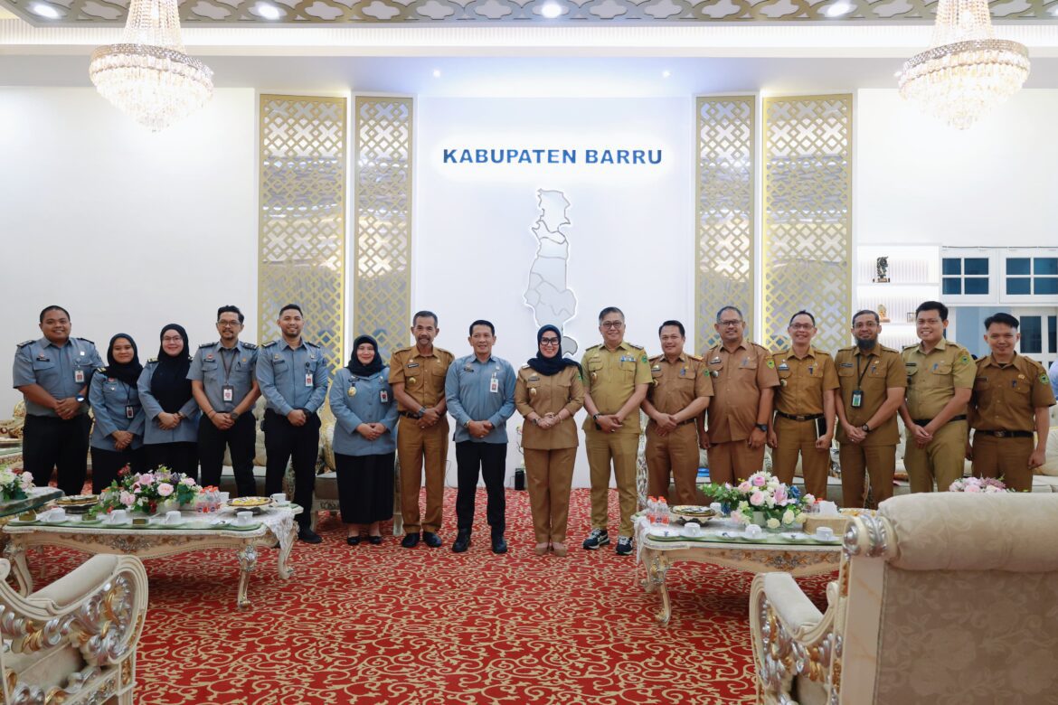 Pemkab Barru Jalin Sinergi dengan Kemenkumham Sulsel untuk Tingkatkan Kualitas Hukum Daerah