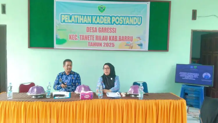Andi Milawati Abustan Tekankan Peran Strategis Kader Posyandu di Desa Garessi