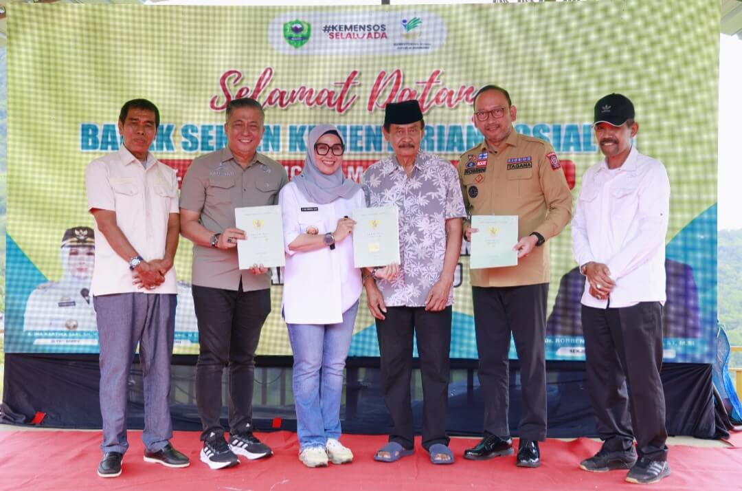 Sekjen Kemensos Kunjungi Barru