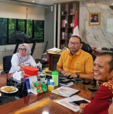 Bupati Andi Ina Bahas Pendirian Sekolah Rakyat Bersama Sekjen Kemensos