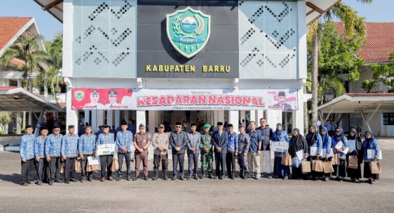 Wabup Barru Hadiri Upacara Hari Kesadaran Nasional