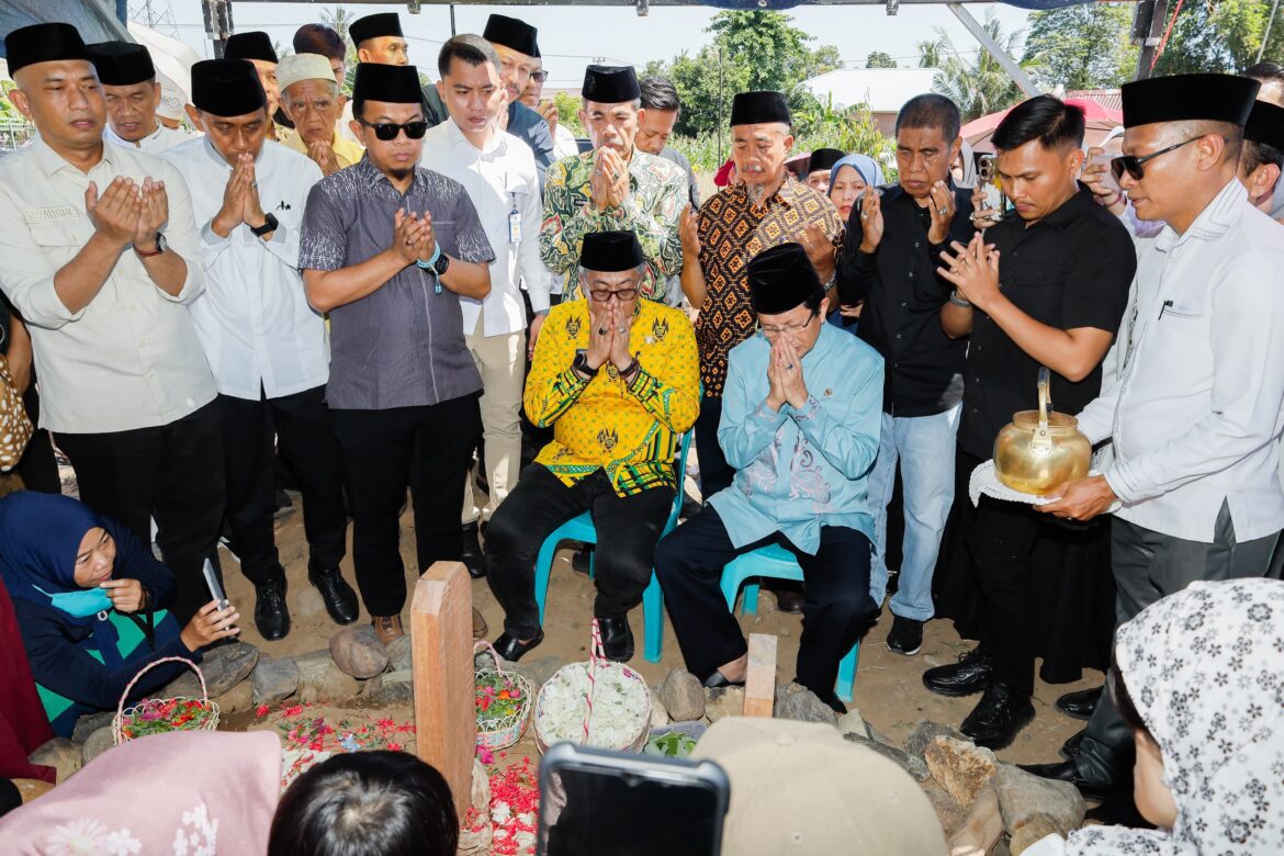 Menag RI Ziarah ke Barru, Kenang Sosok Hj. Andi Bolli sebagai Guru Spiritual