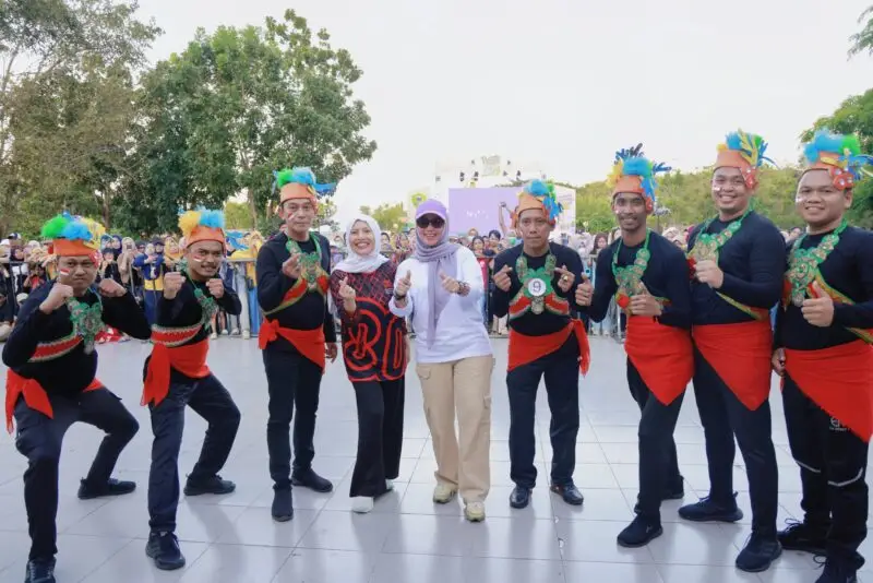 Riuh Sorakan Warga, Lomba Senam Kreasi Jadi Hiburan Meriah di Barru
