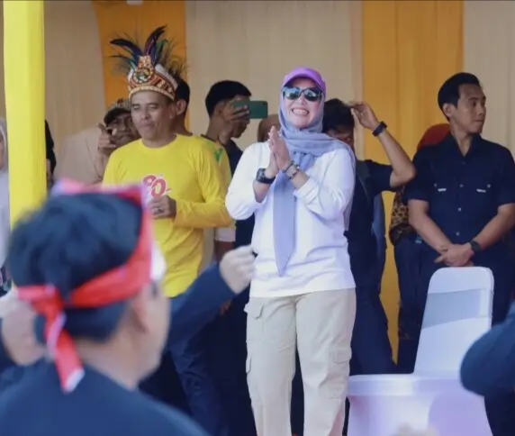 Tawa dan Sorak Meriah Warnai Lomba Olahraga Tradisional Antar OPD Barru