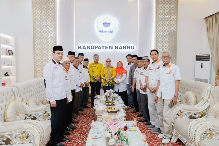 Bupati Andi Ina Sambut Hangat Kepengurusan Baru PKS Barru 2025–2030