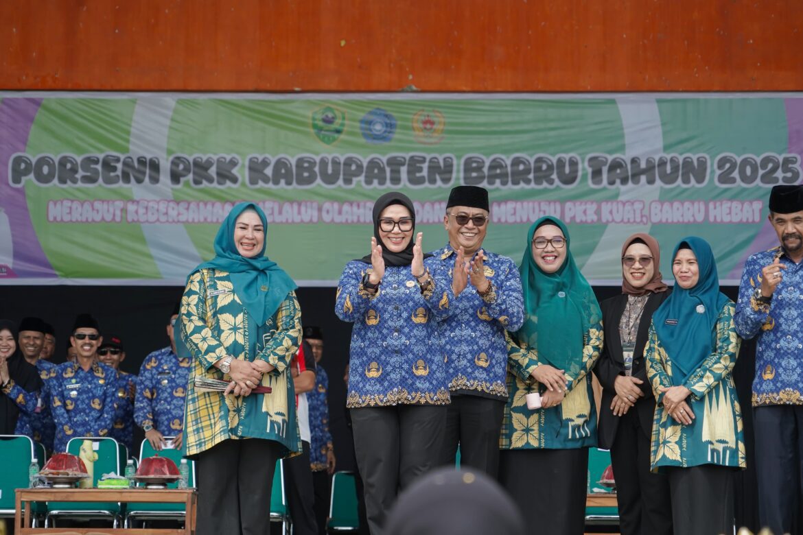 Meriah! Porseni PKK Pertama di Barru Dibuka Bupati Andi Ina Kartika Sari