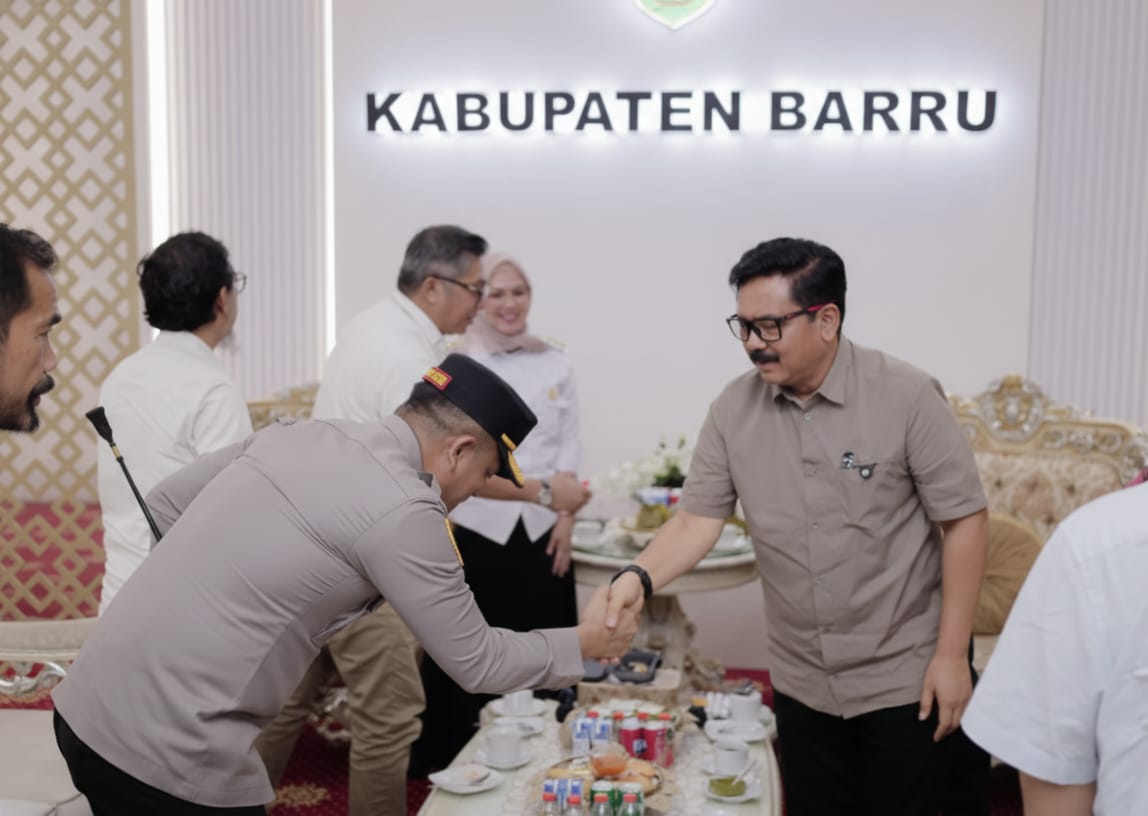 ​Bukan Sekadar Jaga Keamanan, Kapolres Barru Dipuji Eks Panglima TNI karena Aktif ‘Jual’ Potensi Wisata